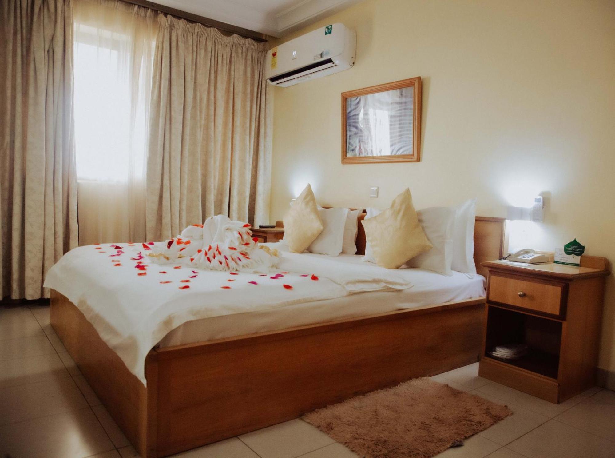 Hotel Marjorie 'Y' Tema Eksteriør billede