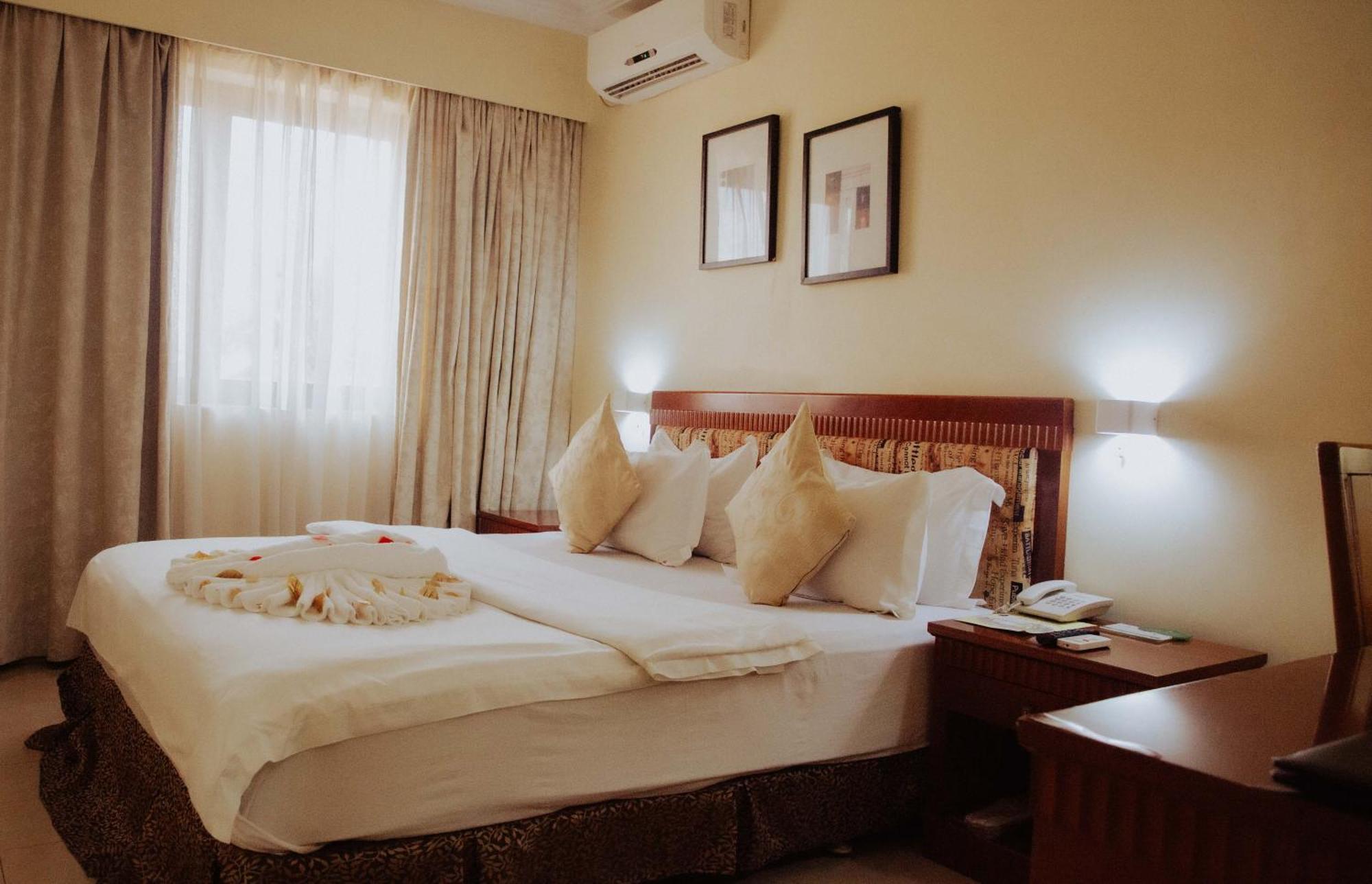 Hotel Marjorie 'Y' Tema Eksteriør billede